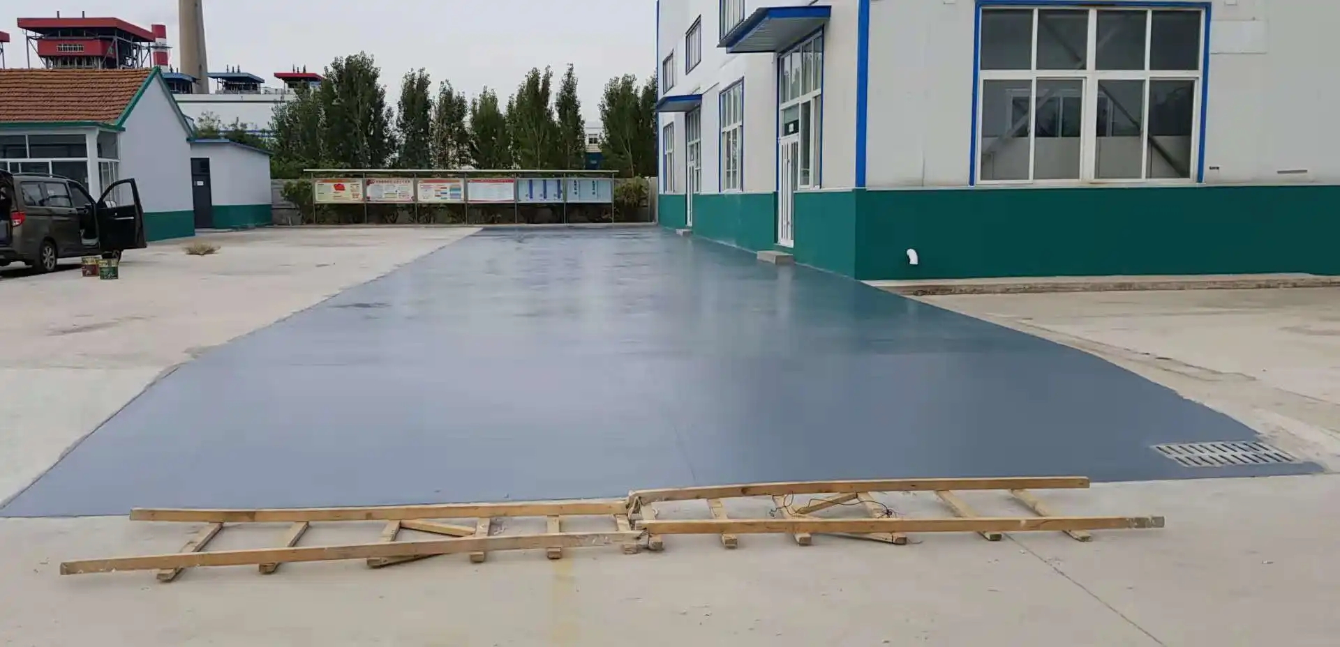 德阳车间厂房地坪漆修补翻新